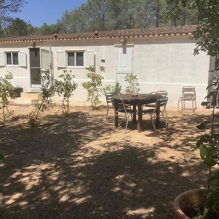 Bungalow Avec Piscine Privative Proche Aix En Provence La Barben Zewnętrze zdjęcie