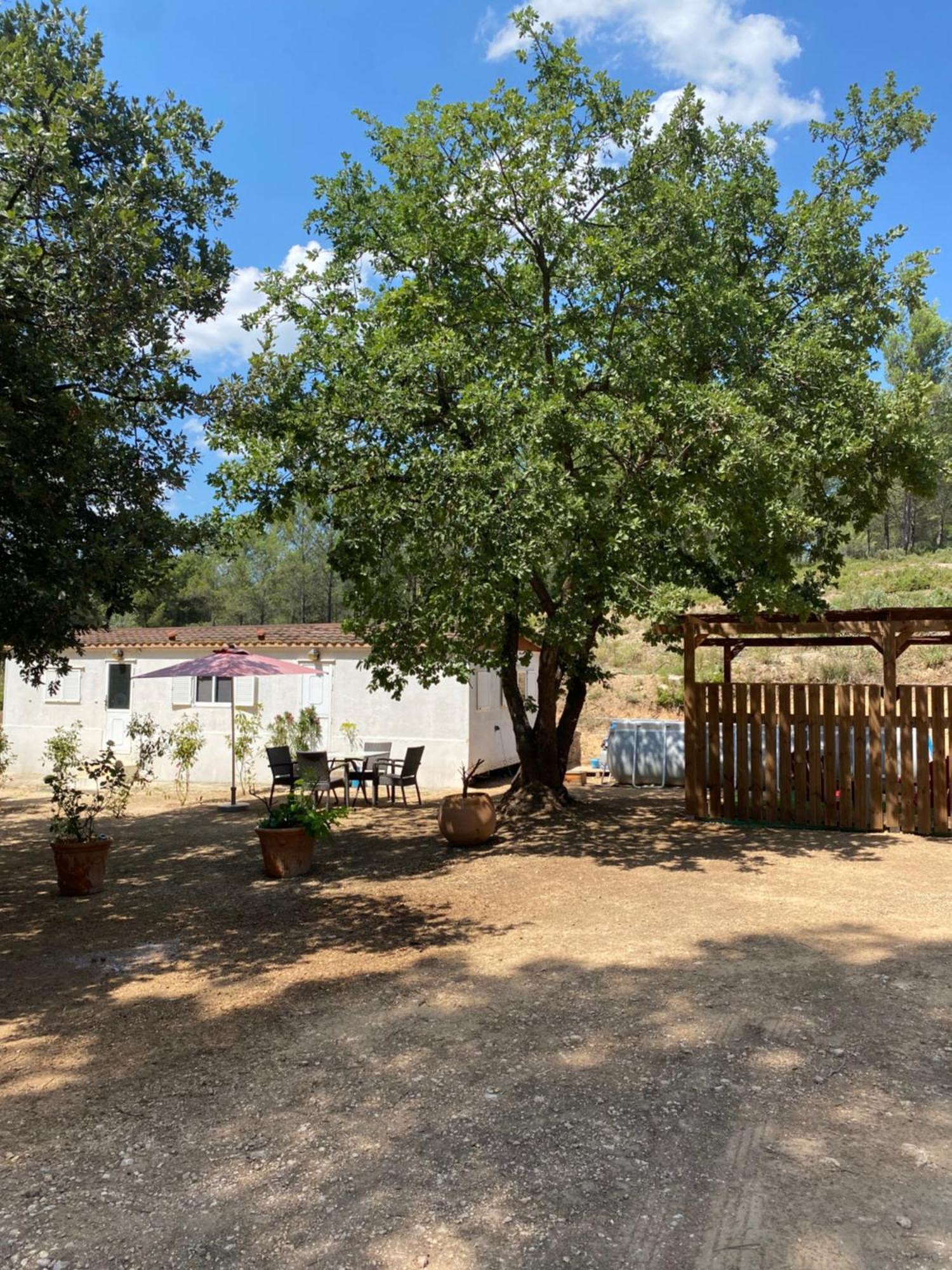 Bungalow Avec Piscine Privative Proche Aix En Provence La Barben Zewnętrze zdjęcie