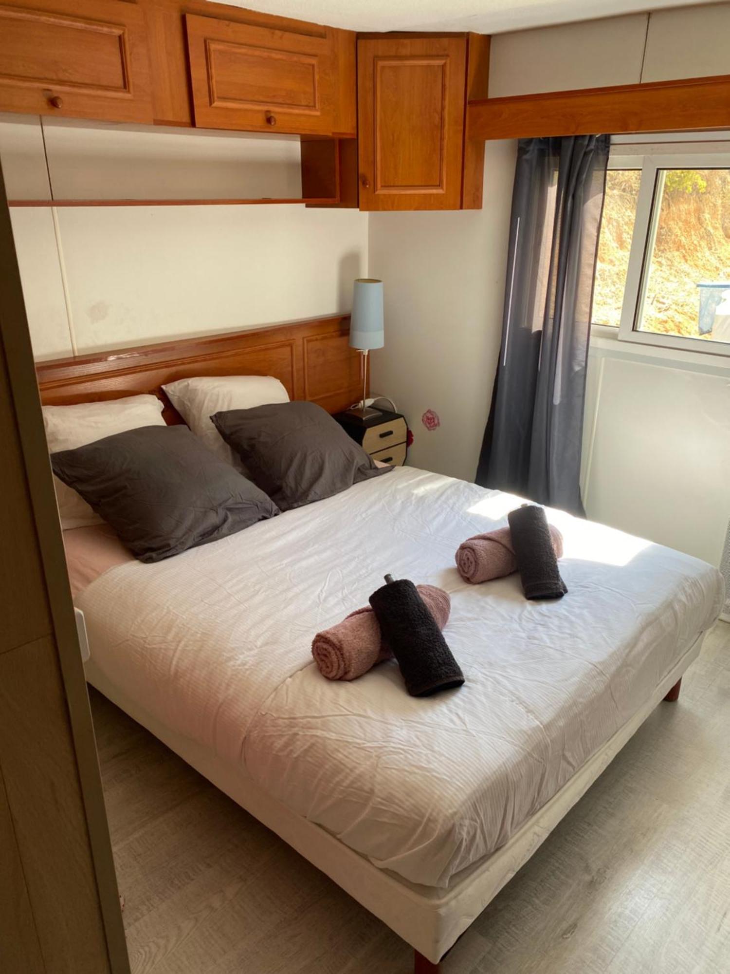 Bungalow Avec Piscine Privative Proche Aix En Provence La Barben Zewnętrze zdjęcie